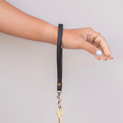 MK221394 - Black Wristlet [Leather Bag Accessory]