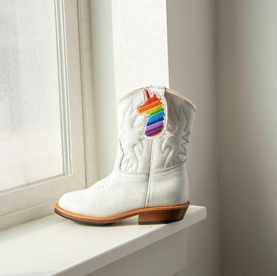 WMK21503 - Rainbow Unicorn Elsa for Kickers