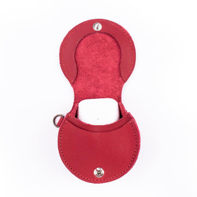 MK211258 - Brave Carrier [Leather AirPod Case]