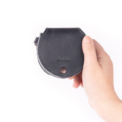 MK211263 - Carrier Storm Blue [Leather AirPod Case]