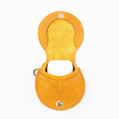 MK211267 - Carrier Mustard [Leather AirPod Case]