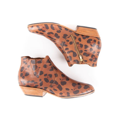 MK21784 - Chelsea Cruz Boots Wild Thing [Women's Leather Boots]