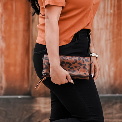 CLARE V. Wallet Clutch - Leopard